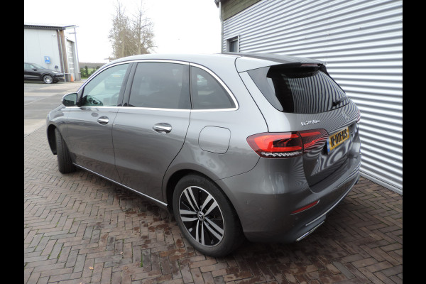 Mercedes-Benz B-Klasse 250 e Business Solution Luxury Limited panoramadak trekhaak