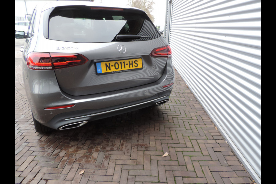 Mercedes-Benz B-Klasse 250 e Business Solution Luxury Limited panoramadak trekhaak