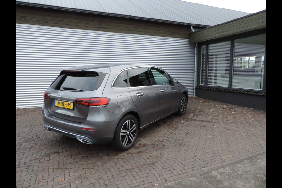 Mercedes-Benz B-Klasse 250 e Business Solution Luxury Limited panoramadak trekhaak