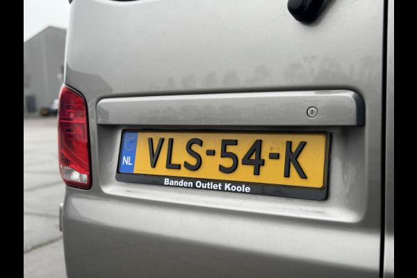 Volkswagen Transporter 2.0 TDI L2H1 30 DC DUBBEL CABINE / VIRTUAL COCKPIT / AUTOMAAT / CARPLAY / BULLI