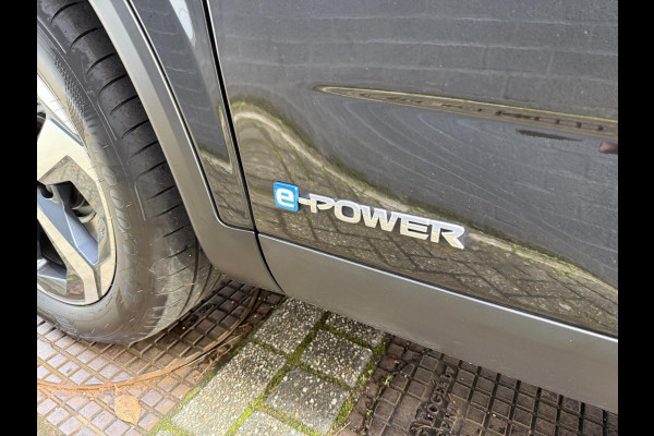 Nissan QASHQAI 1.5 e-Power Business Design PANORAMADAK 360 adaptive cruise