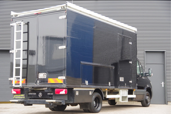 Mercedes-Benz Sprinter 519 3.0 CDI V6 BAKWAGEN, AUT. LED, CAMERA, MBUX10'', GEVEERDE STOEL, LEDER, NAVI, CLIMA, STOELVERWARMING, ZIJDEUR