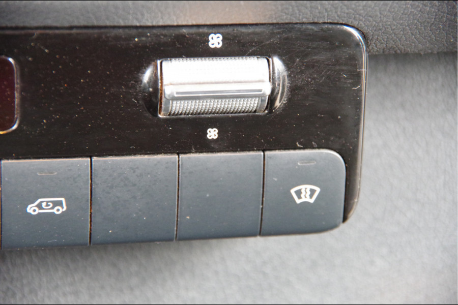 Mercedes-Benz Sprinter 519 3.0 CDI V6 BAKWAGEN, AUT. LED, CAMERA, MBUX10'', GEVEERDE STOEL, LEDER, NAVI, CLIMA, STOELVERWARMING, ZIJDEUR