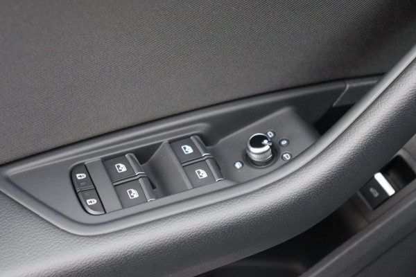 Audi A4 Avant 35 TFSI Advanced Edition org.NL el.trekhaak el.klep