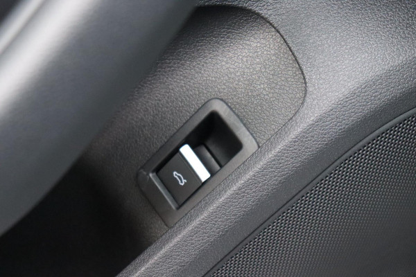 Audi A4 Avant 35 TFSI Advanced Edition org.NL el.trekhaak el.klep