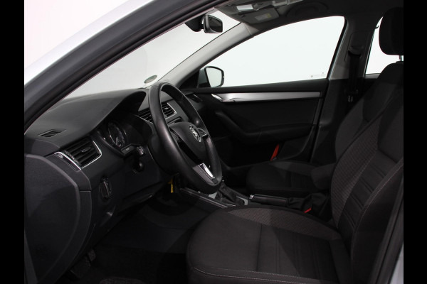 Škoda Octavia 1.5 TSI 150pk Automaat Ambition Business | Navigatie | Apple Carplay/ Android Auto | Climate control | Cruise control | Parkeersensoren | Voorstoelen verwarmd | Lichtmetalen velgen