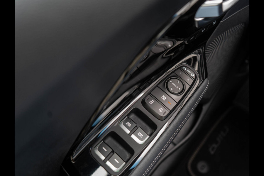 Kia e-Niro ExecutiveLine 64 kWh Dealeronderhouden | Stoel en stuur verwarming | Navigatie | Apple/Android auto |
