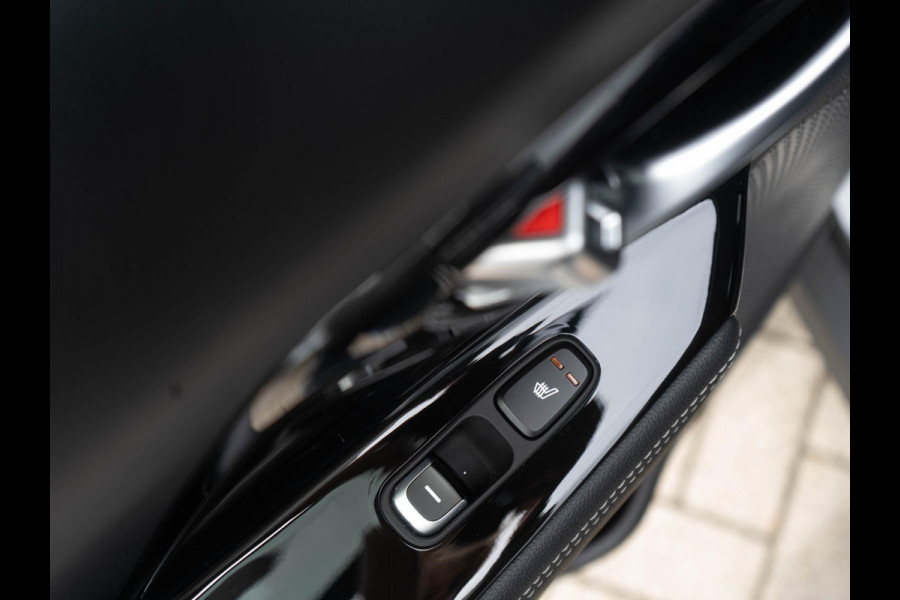 Kia e-Niro ExecutiveLine 64 kWh Dealeronderhouden | Stoel en stuur verwarming | Navigatie | Apple/Android auto |