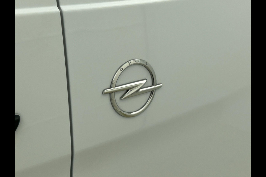 Opel Vivaro 145PK L3 Edition Automaat Airco Navi Trekhaak Airco Cruise Control Trekhaak Side-bars