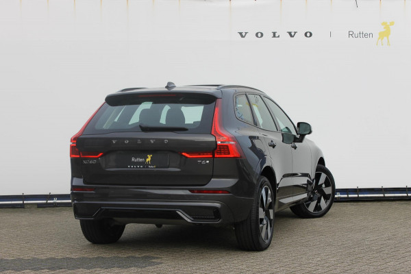 Volvo XC60 T6 350PK Automaat Plug-in hybrid AWD Ultra Dark Head-up display / Semi elektrisch wegklapbare trekhaak / Panoramisch schuif-kanteldak / Harman Kardon audio