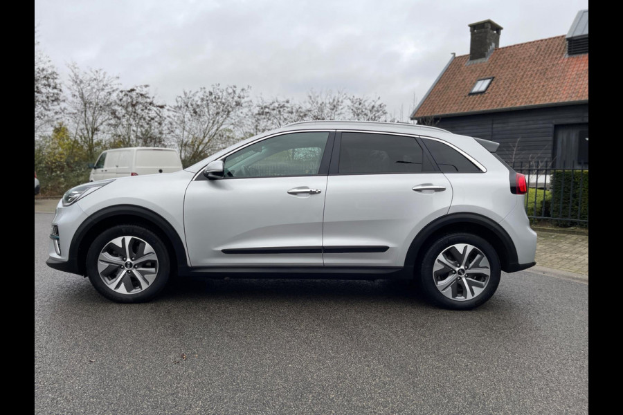 Kia e-Niro ExecutiveLine 64 kWh BEV Elektrisch APPEL-CARPLAY LEER NAVIGATIE CAMERA