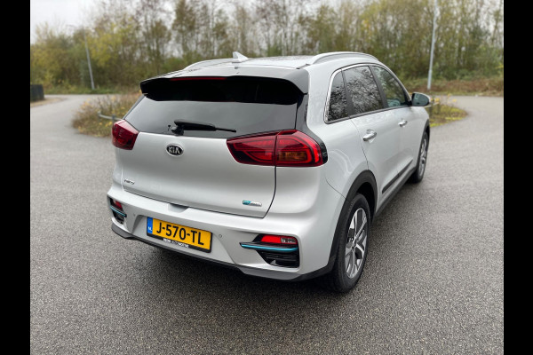 Kia e-Niro ExecutiveLine 64 kWh BEV Elektrisch APPEL-CARPLAY LEER NAVIGATIE CAMERA