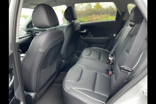Kia e-Niro ExecutiveLine 64 kWh BEV Elektrisch APPEL-CARPLAY LEER NAVIGATIE CAMERA