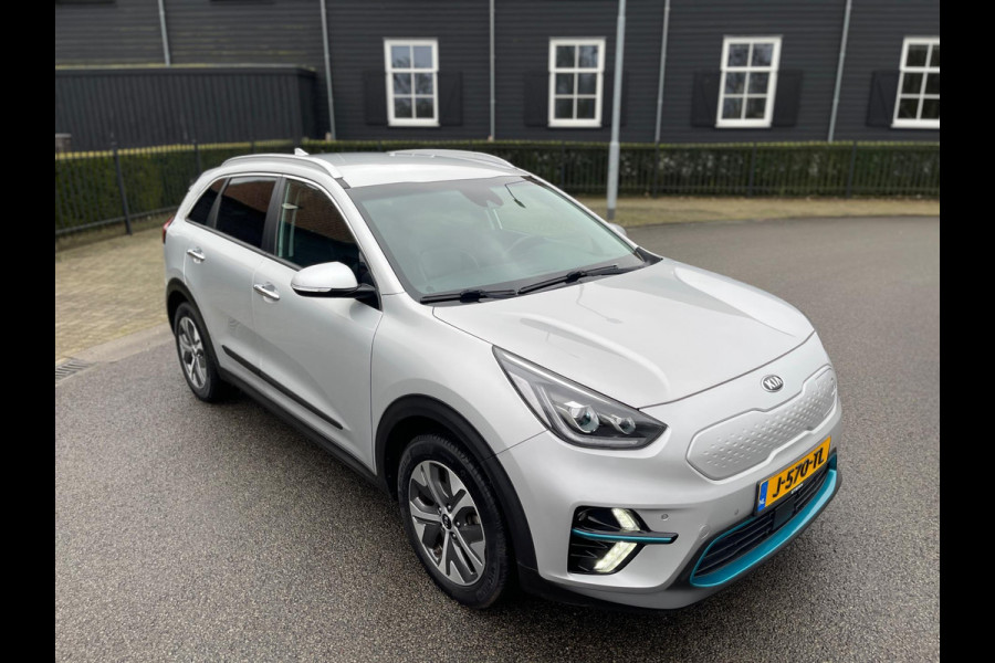 Kia e-Niro ExecutiveLine 64 kWh BEV Elektrisch APPEL-CARPLAY LEER NAVIGATIE CAMERA