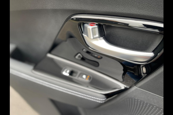 Kia e-Niro ExecutiveLine 64 kWh BEV Elektrisch APPEL-CARPLAY LEER NAVIGATIE CAMERA