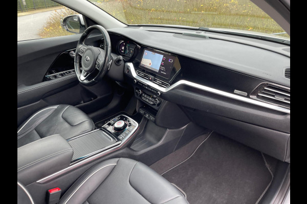 Kia e-Niro ExecutiveLine 64 kWh BEV Elektrisch APPEL-CARPLAY LEER NAVIGATIE CAMERA
