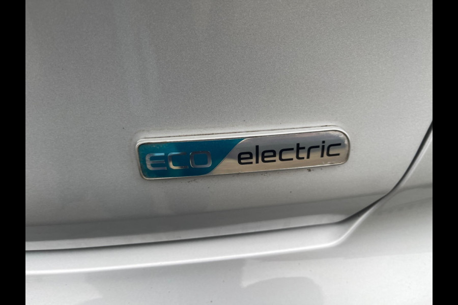 Kia e-Niro ExecutiveLine 64 kWh BEV Elektrisch APPEL-CARPLAY LEER NAVIGATIE CAMERA