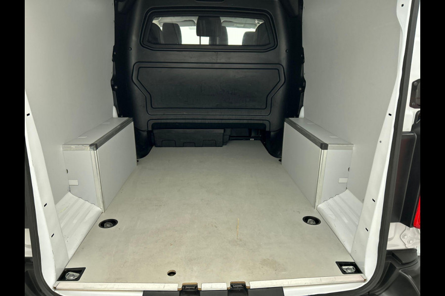 Opel Vivaro 2.0 CDTI L3H1 Dubbele Cabine Edition Airco Navigatie Trekhaak Cruise control