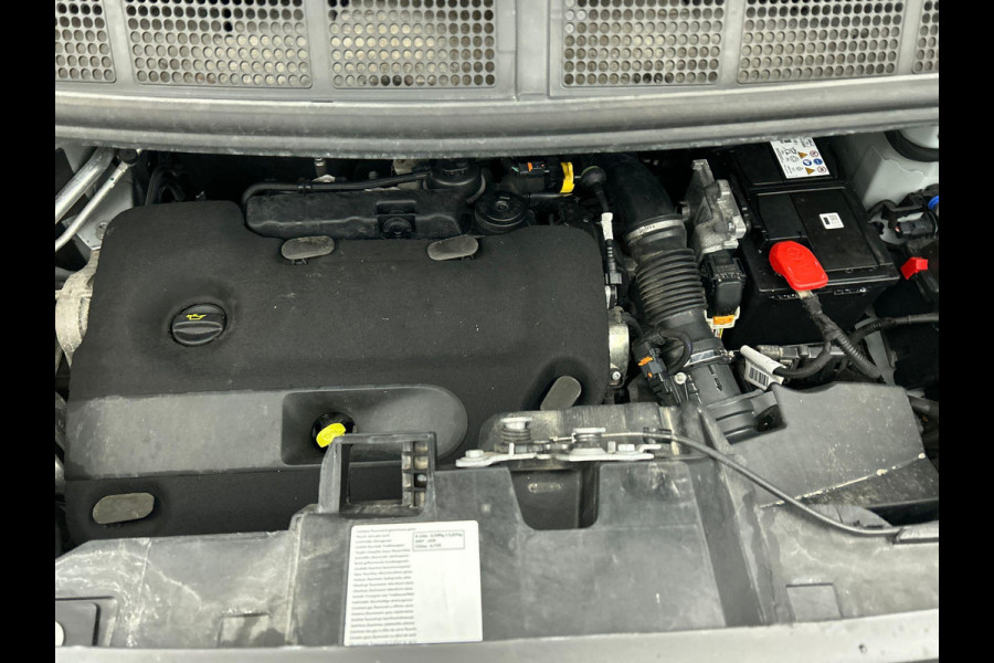 Opel Vivaro 2.0 CDTI L3H1 Dubbele Cabine Edition Airco Navigatie Trekhaak Cruise control