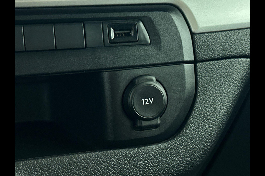 Opel Vivaro 2.0 CDTI L3H1 Dubbele Cabine Edition Airco Navigatie Trekhaak Cruise control