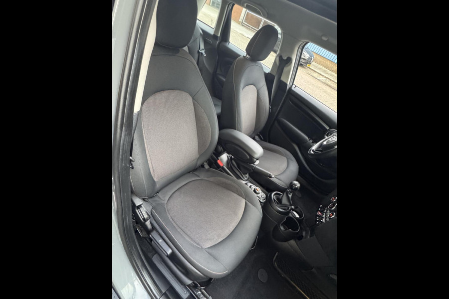 MINI Mini 1.2 One Salt 5Drs - Navigatie I Airco I PDC I Sport velgen I Comfort pakket I Dealer onderhouden