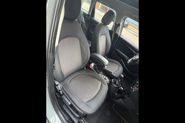 MINI Mini 1.2 One Salt 5Drs - Navigatie I Airco I PDC I Sport velgen I Comfort pakket I Dealer onderhouden