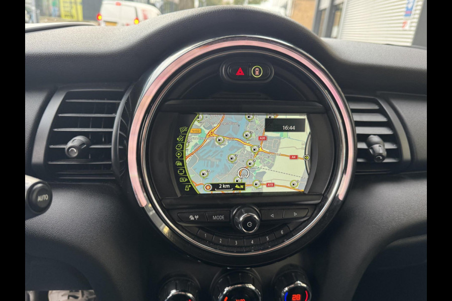 MINI Mini 1.2 One Salt 5Drs - Navigatie I Airco I PDC I Sport velgen I Comfort pakket I Dealer onderhouden