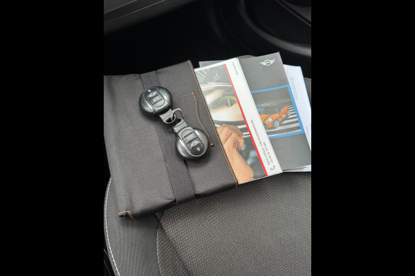 MINI Mini 1.2 One Salt 5Drs - Navigatie I Airco I PDC I Sport velgen I Comfort pakket I Dealer onderhouden