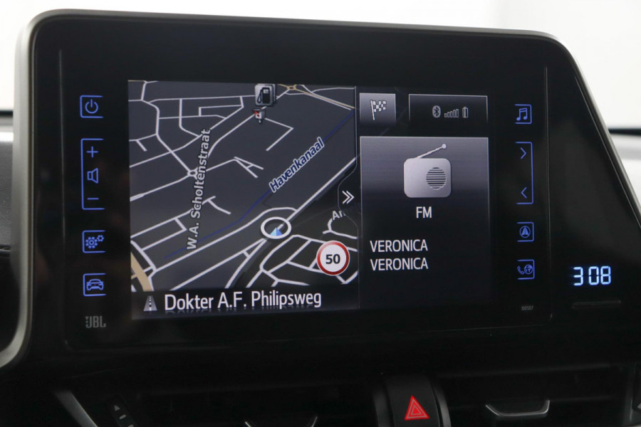 Toyota C-HR 1.8 Hybrid Style|ACC|Stoelverwarming|Camera|Trekhaak|18"