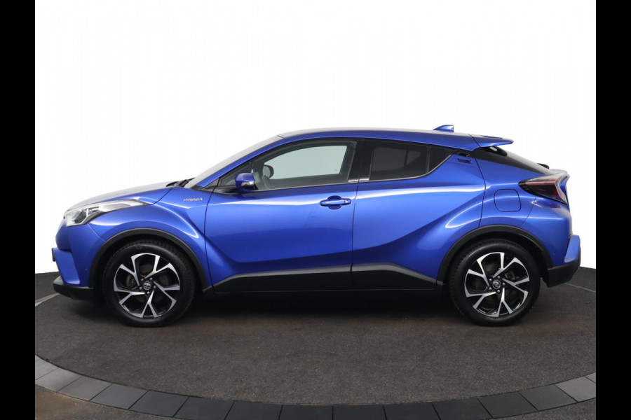 Toyota C-HR 1.8 Hybrid Style|ACC|Stoelverwarming|Camera|Trekhaak|18"