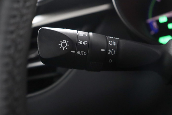 Toyota C-HR 1.8 Hybrid Style|ACC|Stoelverwarming|Camera|Trekhaak|18"