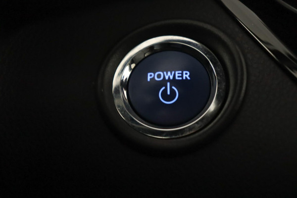 Toyota C-HR 1.8 Hybrid Style|ACC|Stoelverwarming|Camera|Trekhaak|18"
