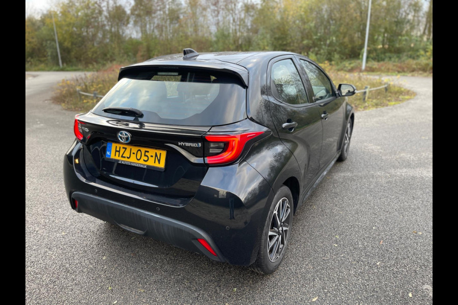 Toyota Yaris 1.5 Hybrid Team Deutschland |Airco ECC Navigatie Parkeercamera |