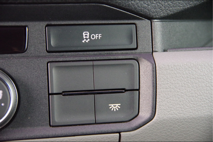 Volkswagen Crafter 35 2.0 TDI L3H3 177PK AUT. 2X SCHUIFDEUR, LED, LEDER, TREKHAAK, ZONNEKLEP LED, CAMERA, CRUISE, NAVI, AIRCO