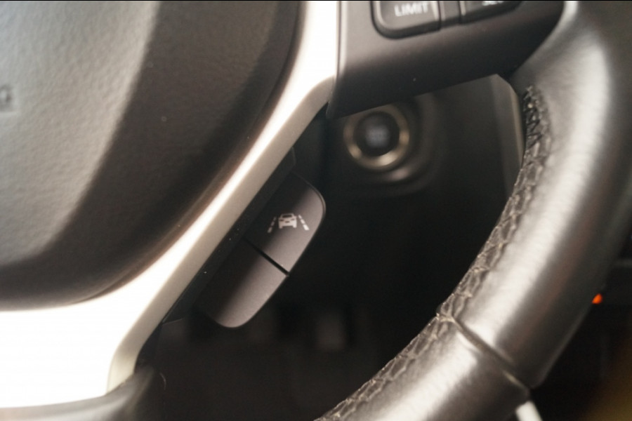 Suzuki Vitara 1.4 Boosterjet Style Smart Hybrid -NAVI-ECC-ACC-CAM-