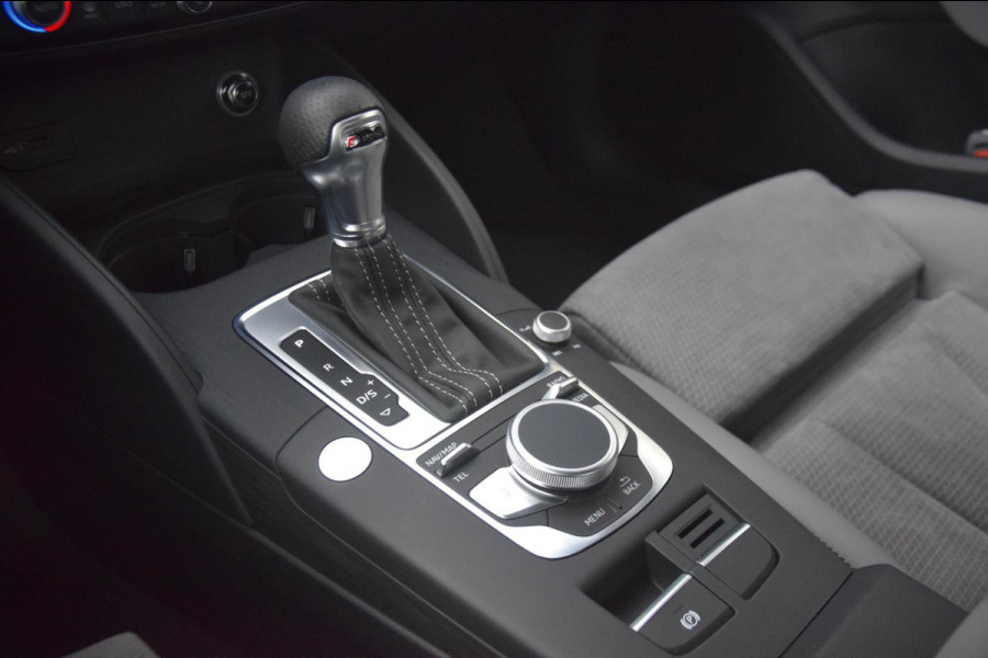 Audi A3 Limousine 40 TFSI quattro Advance Sport ADAPTIEVE CRUISE/CAMERA/VIRTUELE COCKPIT
