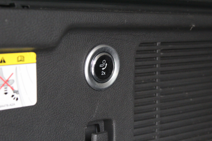 Ford Mondeo Wagon 2.0 IVCT 190PK HEV Titanium | Panoramadak | Elektr. Trekhaak | Dealer Onderhouden | BLIS | Winterpack