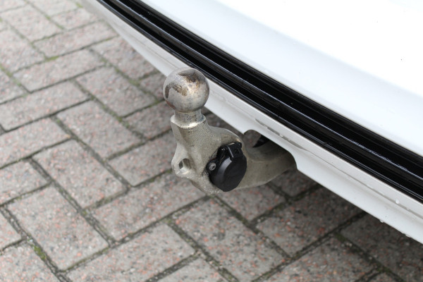 Ford Mondeo Wagon 2.0 IVCT 190PK HEV Titanium | Panoramadak | Elektr. Trekhaak | Dealer Onderhouden | BLIS | Winterpack