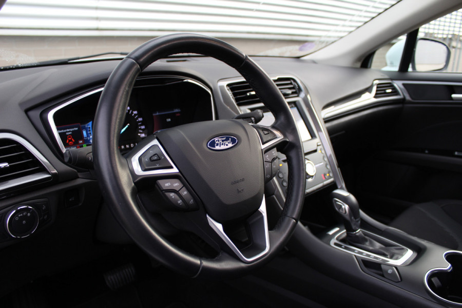 Ford Mondeo Wagon 2.0 IVCT 190PK HEV Titanium | Panoramadak | Elektr. Trekhaak | Dealer Onderhouden | BLIS | Winterpack