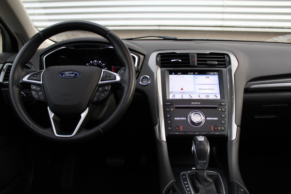 Ford Mondeo Wagon 2.0 IVCT 190PK HEV Titanium | Panoramadak | Elektr. Trekhaak | Dealer Onderhouden | BLIS | Winterpack