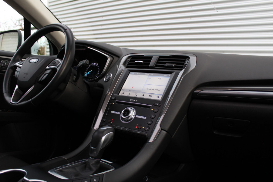 Ford Mondeo Wagon 2.0 IVCT 190PK HEV Titanium | Panoramadak | Elektr. Trekhaak | Dealer Onderhouden | BLIS | Winterpack