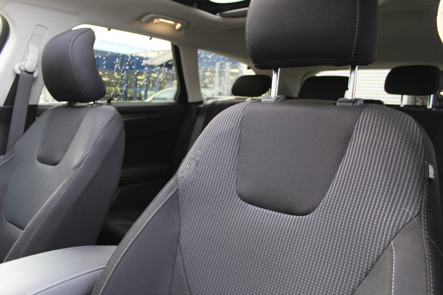 Ford Mondeo Wagon 2.0 IVCT 190PK HEV Titanium | Panoramadak | Elektr. Trekhaak | Dealer Onderhouden | BLIS | Winterpack