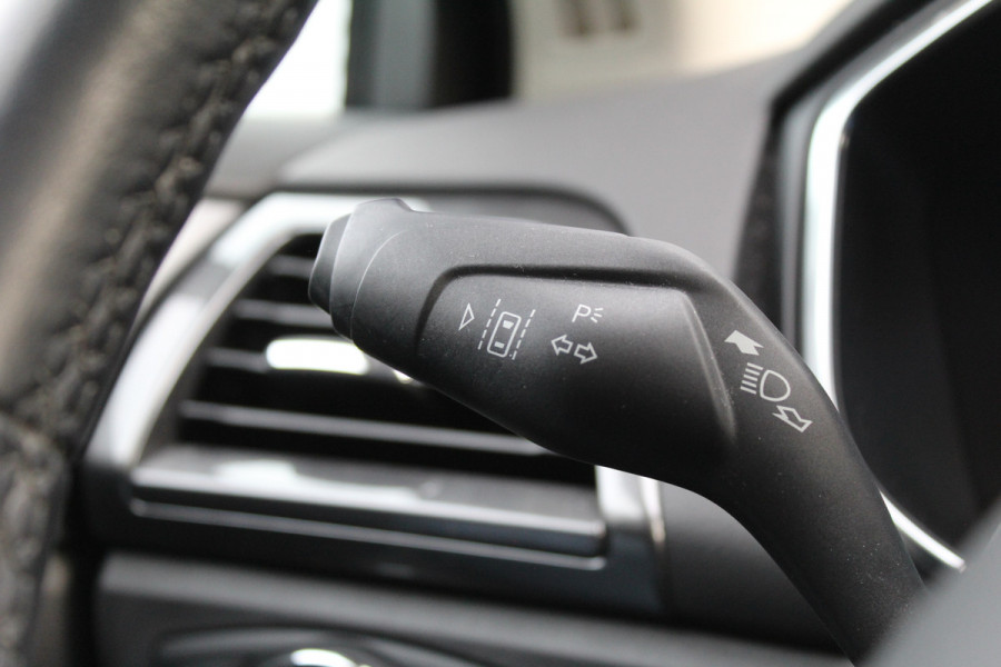 Ford Mondeo Wagon 2.0 IVCT 190PK HEV Titanium | Panoramadak | Elektr. Trekhaak | Dealer Onderhouden | BLIS | Winterpack