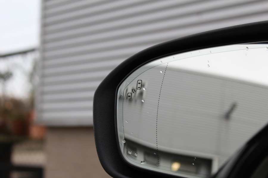 Ford Mondeo Wagon 2.0 IVCT 190PK HEV Titanium | Panoramadak | Elektr. Trekhaak | Dealer Onderhouden | BLIS | Winterpack