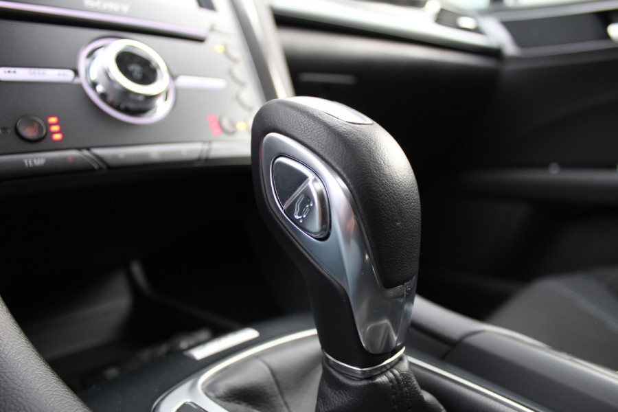 Ford Mondeo Wagon 2.0 IVCT 190PK HEV Titanium | Panoramadak | Elektr. Trekhaak | Dealer Onderhouden | BLIS | Winterpack