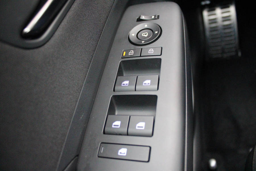 Hyundai Kona 1.6 GDI 130PK HEV N LINE | *NIEUWE AUTO!* | NAVIGATIE | DRAADLOZE APPLE CARPLAY/ANDROID AUTO | ADAPTIVE CRUISE CONTROL | CLIMATE CONTROL | DODEHOEK DETECTIE | DRAADLOZE TELEFOONLADER |  18" LICHTMETALEN VELGEN | ACHTERUITRIJ CAMERA | PARKEERSENSOREN VOOR EN ACHTER | KEYLESS ENTRY/START | DAB+ RADIO | ELEKTRISCH BEDIENBARE ACHTERKLEP | SFEER VERLICHTING | FULL LED KOPLAMPEN |