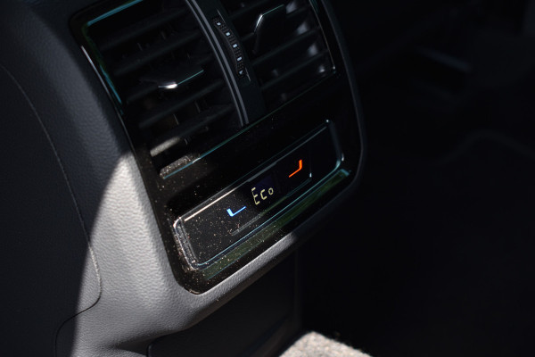 Volkswagen Passat Variant 218PK DSG HYBRID GTE BUSINESS CAMERA/NAVI/STUURVERW.