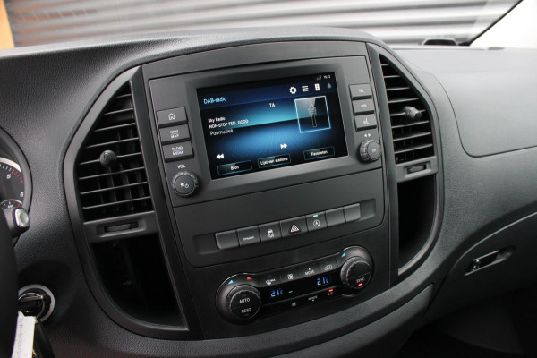 Mercedes-Benz Vito 215PK JB-EDITION FULL BLACK / AMG / SPOILER / VERLAGINGSVEREN / NAVIGATIE / CLIMATE CONTROL / TREKHAAK / CRUISE