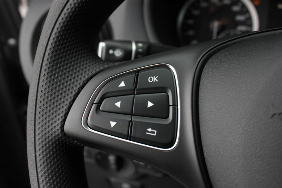 Mercedes-Benz Vito 215PK JB-EDITION FULL BLACK / AMG / SPOILER / VERLAGINGSVEREN / NAVIGATIE / CLIMATE CONTROL / TREKHAAK / CRUISE