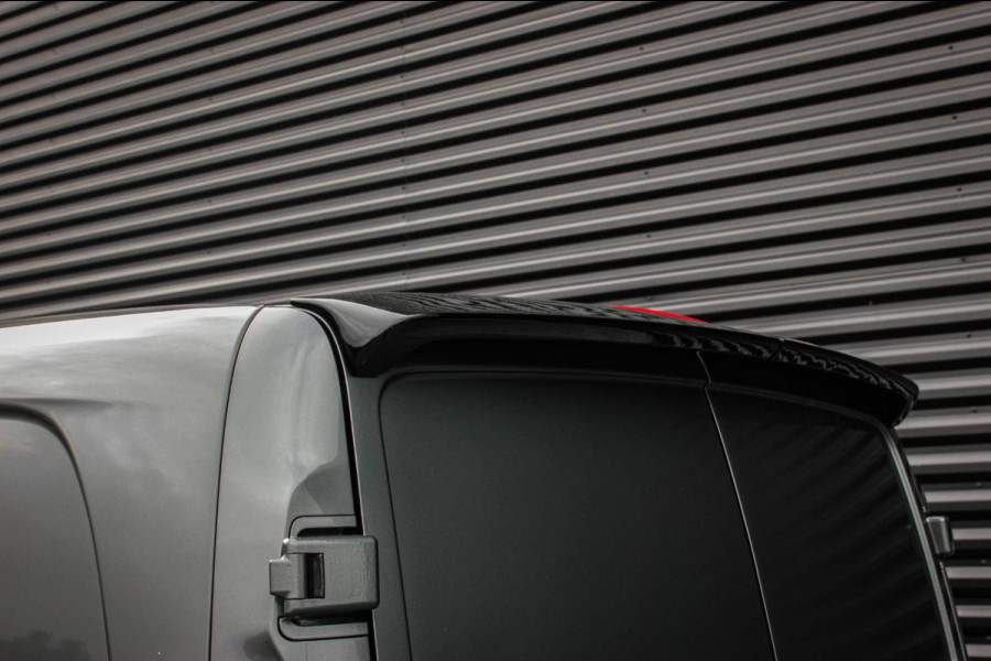 Mercedes-Benz Vito 215PK JB-EDITION FULL BLACK / AMG / SPOILER / VERLAGINGSVEREN / NAVIGATIE / CLIMATE CONTROL / TREKHAAK / CRUISE